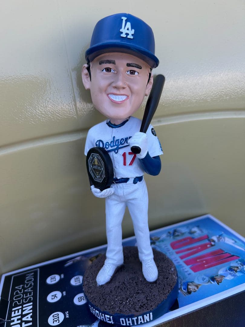 大谷翔平ボブルヘッド(2024年MVP記念) 2025年4月2日球場配布品