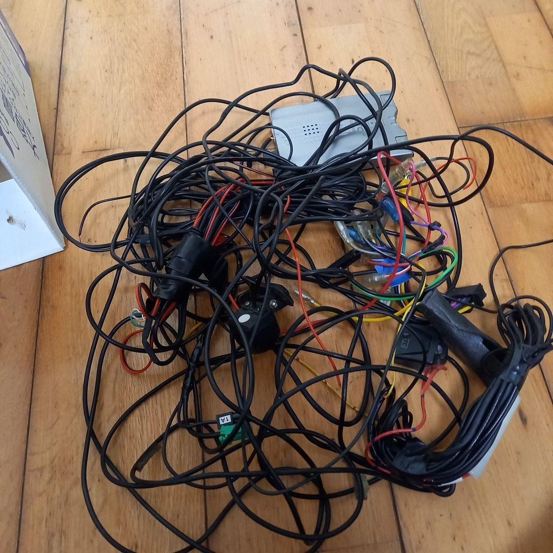 Pioneer AVIC-RZ33 カーナビ　ETC、カメラ付き