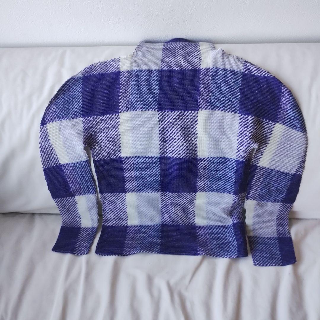 me ISSEY MIYAKE　ワッフルプリーツチェック　長袖カットソー