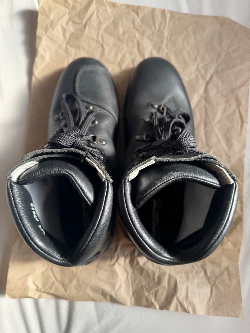 GAERNE ガエルネ　FUGA フーガ　レザー製ハイカットブーツ ブラック