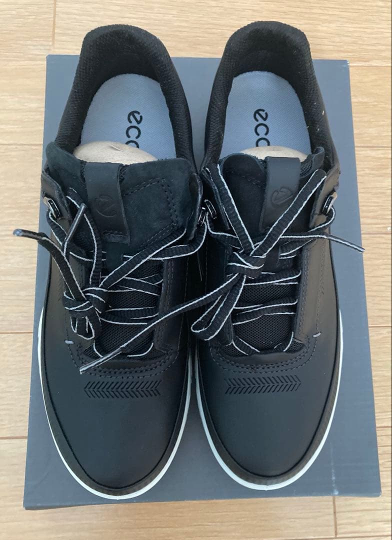 【新品】ecco レディース　シューズ　ゴアテックス　スニーカー　24.5