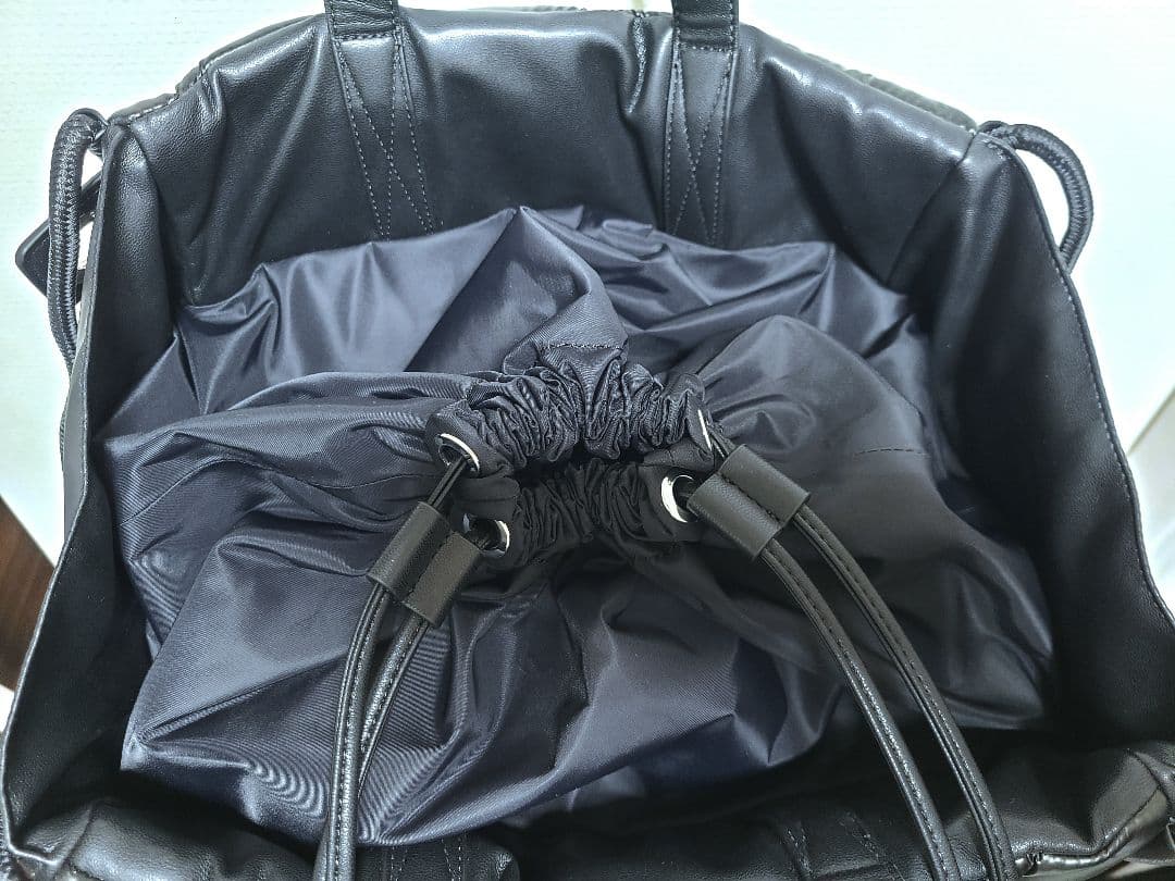 【完売 未使用】DIESELディーゼル コーテッドパファーナイロン トートバッグ