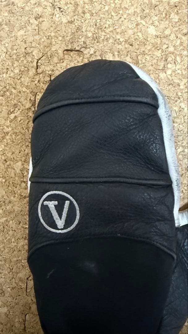 【中古美品】VICROY ビクロイ グローブ Mサイズ