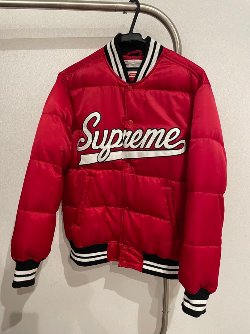ジャケット・アウター SUPREME 16AW SCRIPT VARSITY PUFFY JACKET