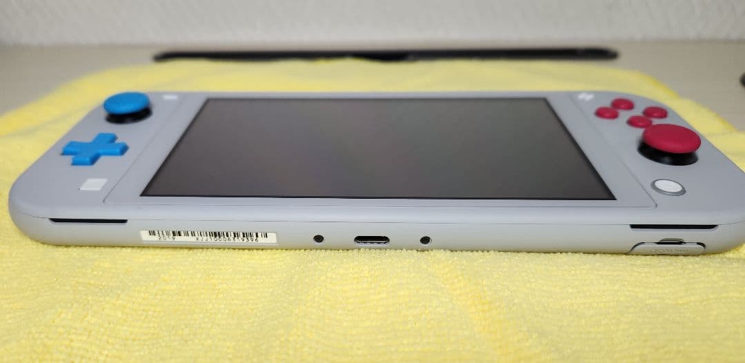 任天堂スイッチライト限定モデル