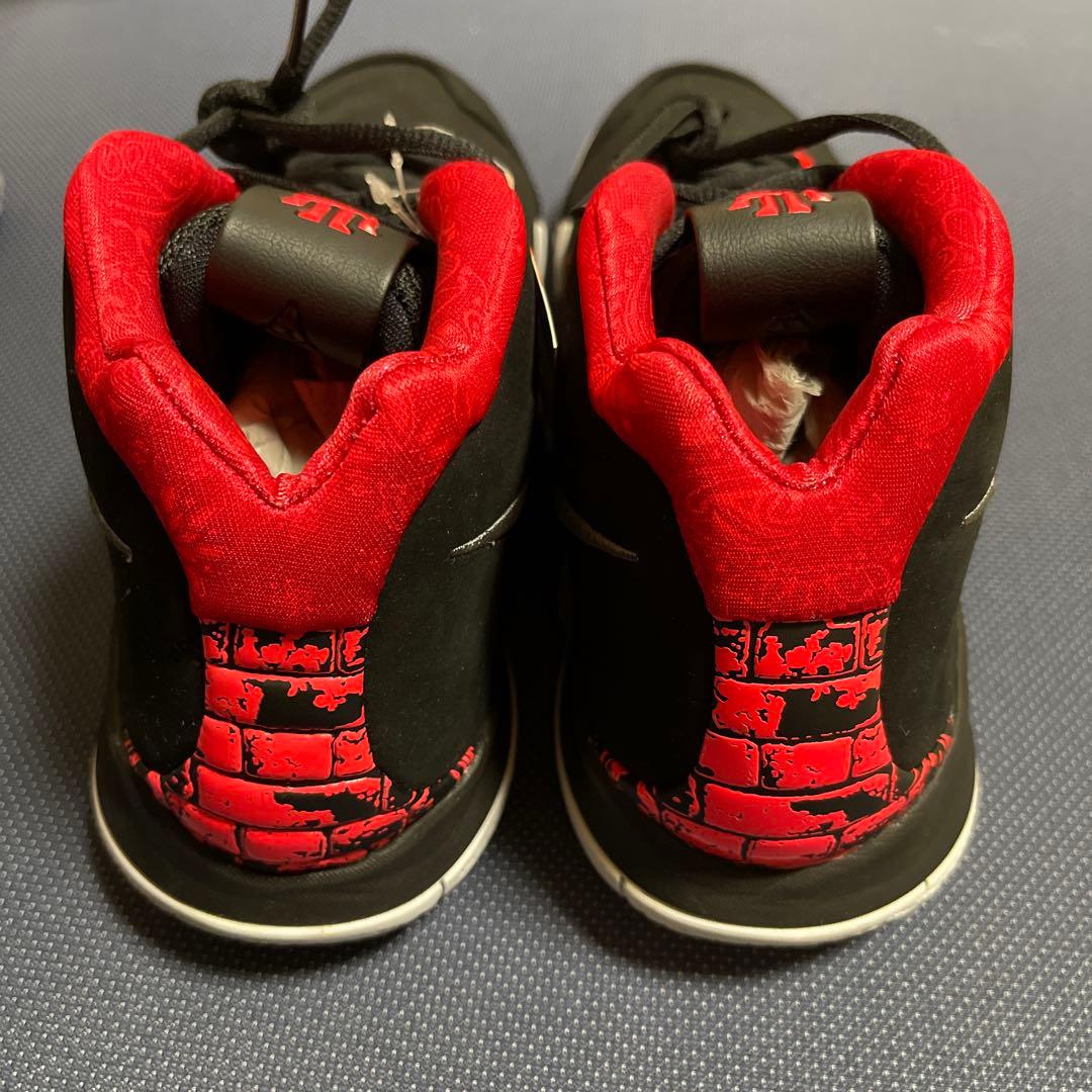 Nike Kyrie 5 ブラック/レッド シューズ