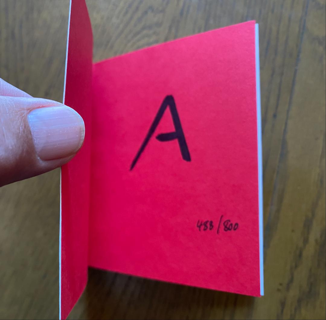 荒木経惟　写真集「POLAEROID」直筆サイン入り800部限定　カード付き