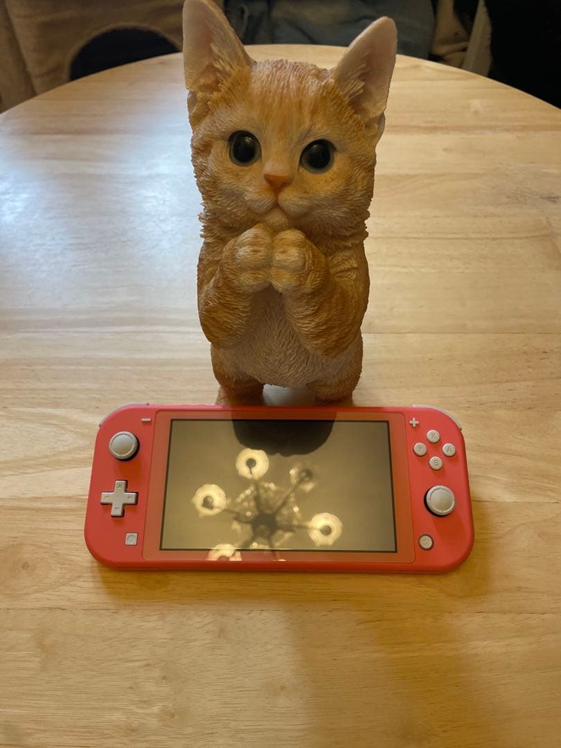 Nintendo Switch Lite コーラル色箱付き