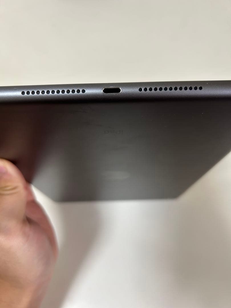 Apple iPad 第8世代スペースグレー 本体Wi-Fiモデル32GB