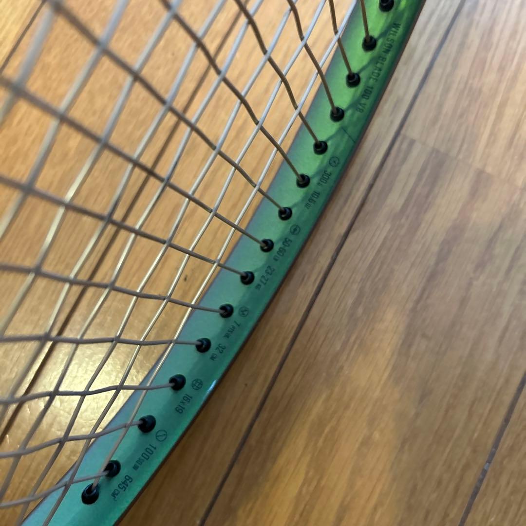 Wilson Blade V8 100 テニスラケット