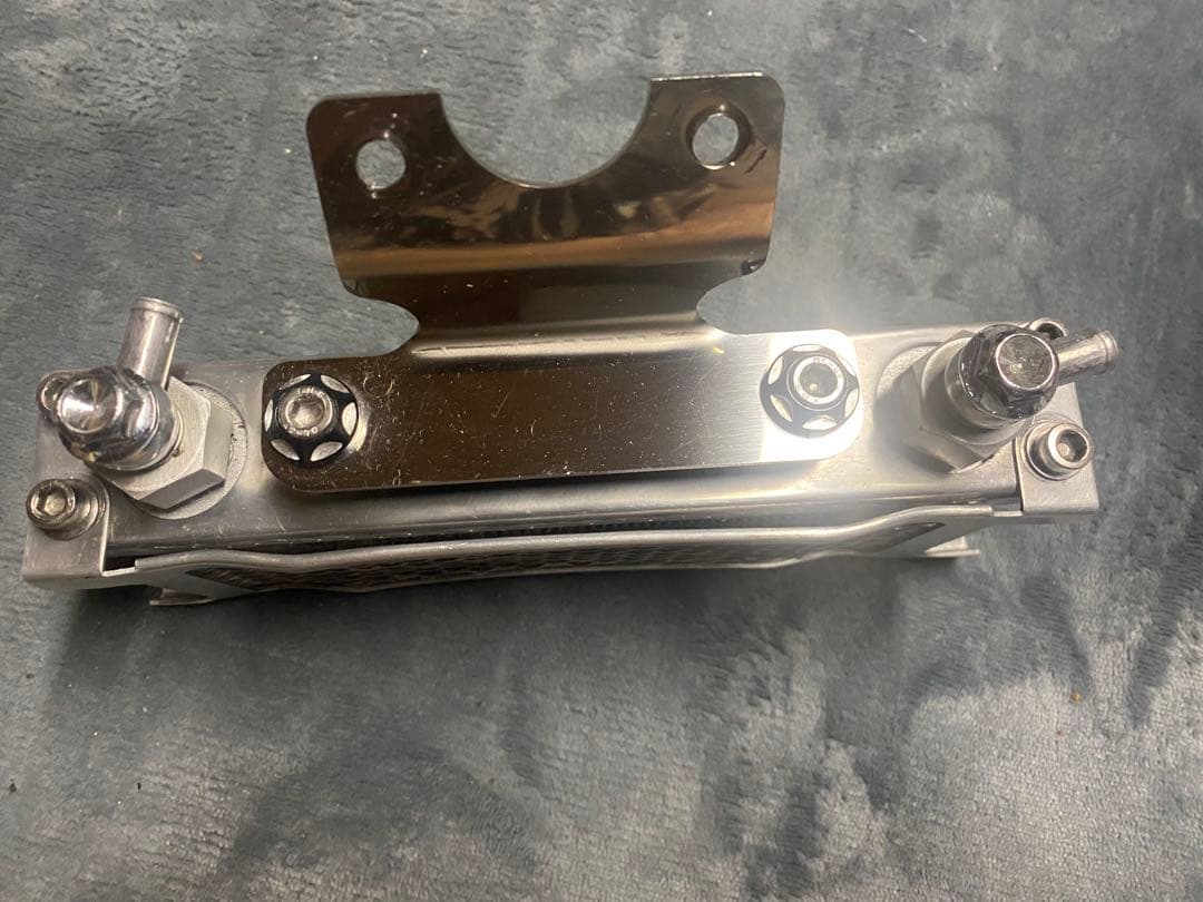 ホンダモンキーゴリラ　ヘッド下用ステー付きケップスピード製4段オイルクーラー