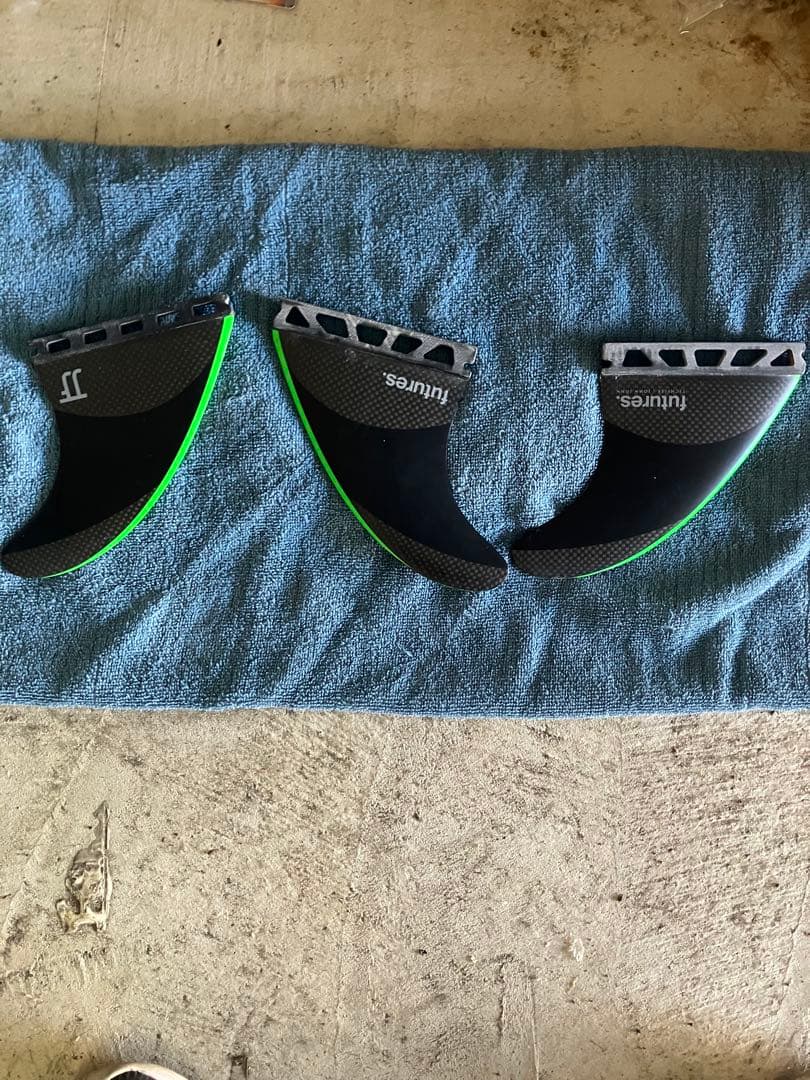 J JフローレンスFutures ミディアムサイズ　カーボン