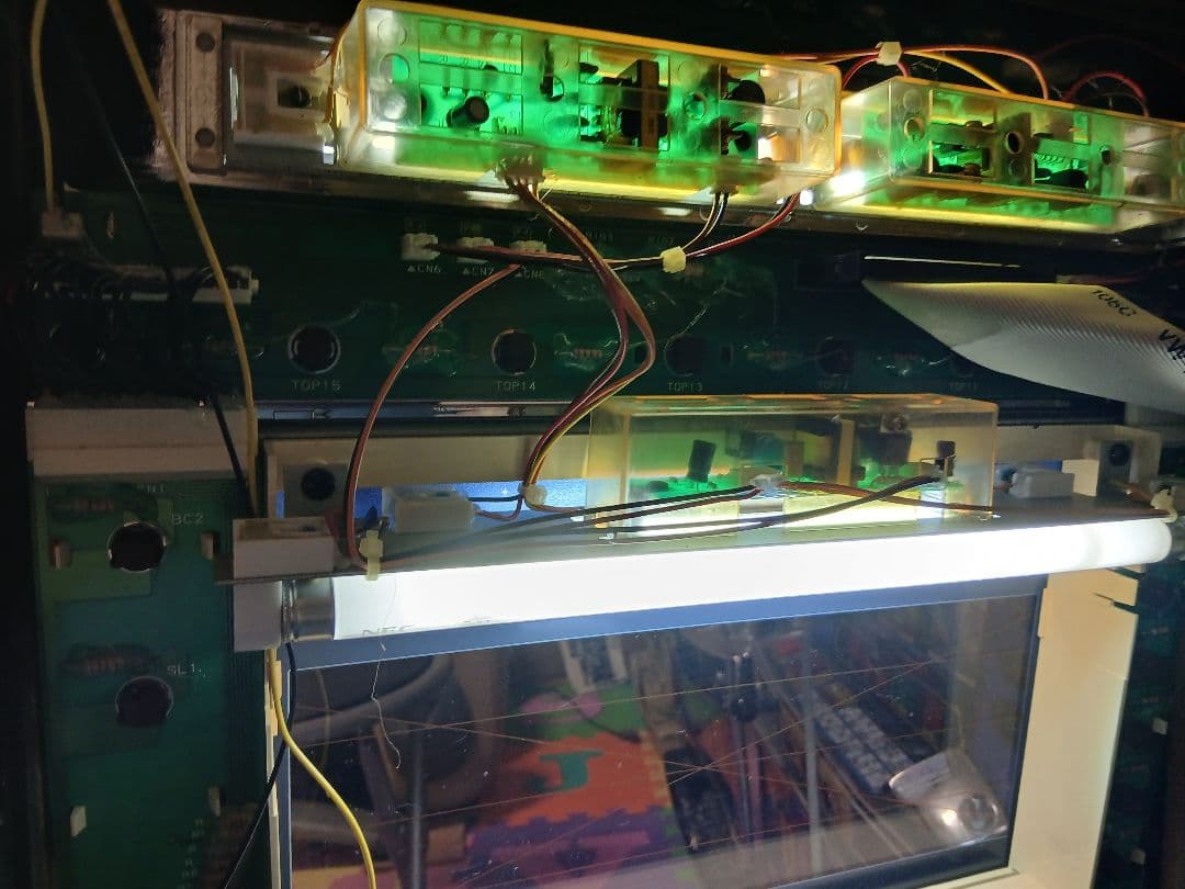 ビックシオー30　４号機裏物スロット