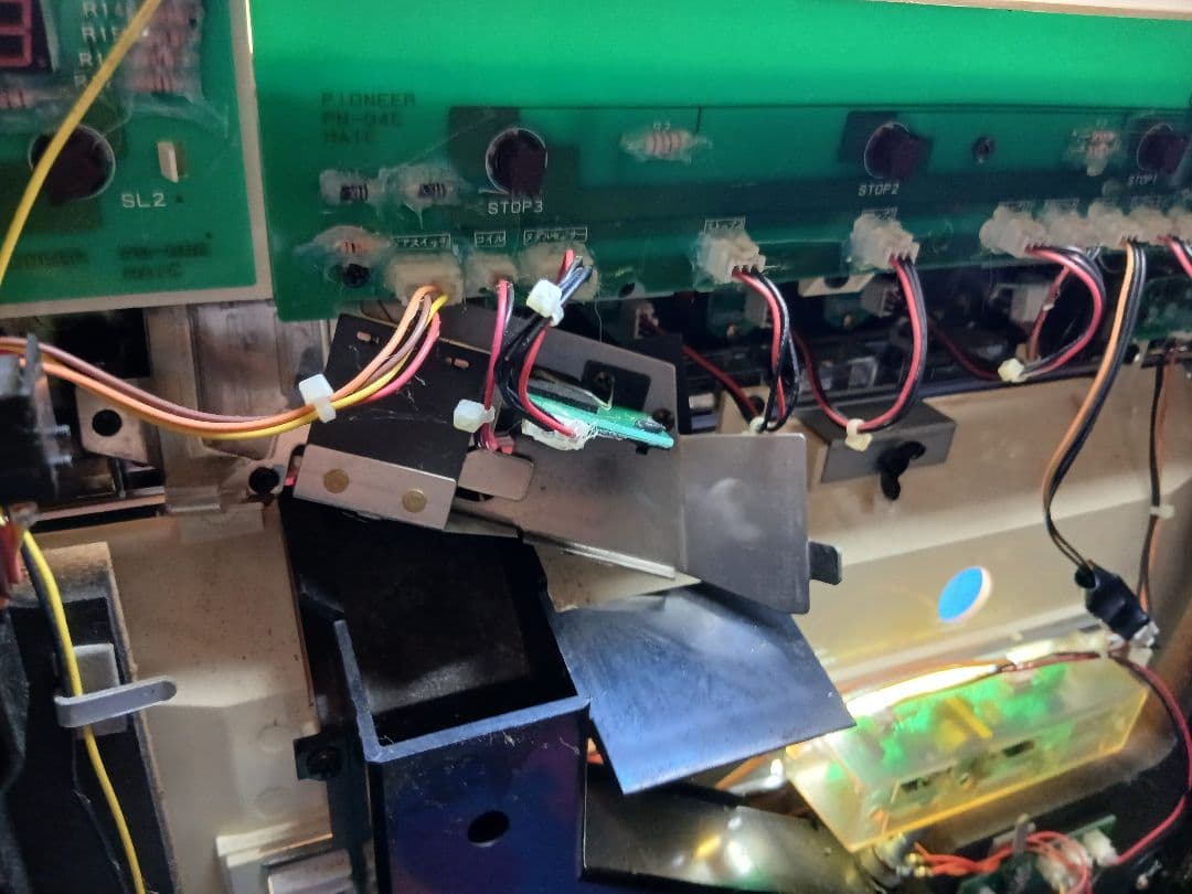 ビックシオー30　４号機裏物スロット