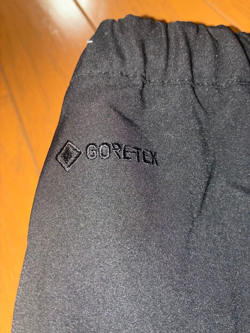 ARC'TERYX GORE-TEX ナイロンパンツ ブラック