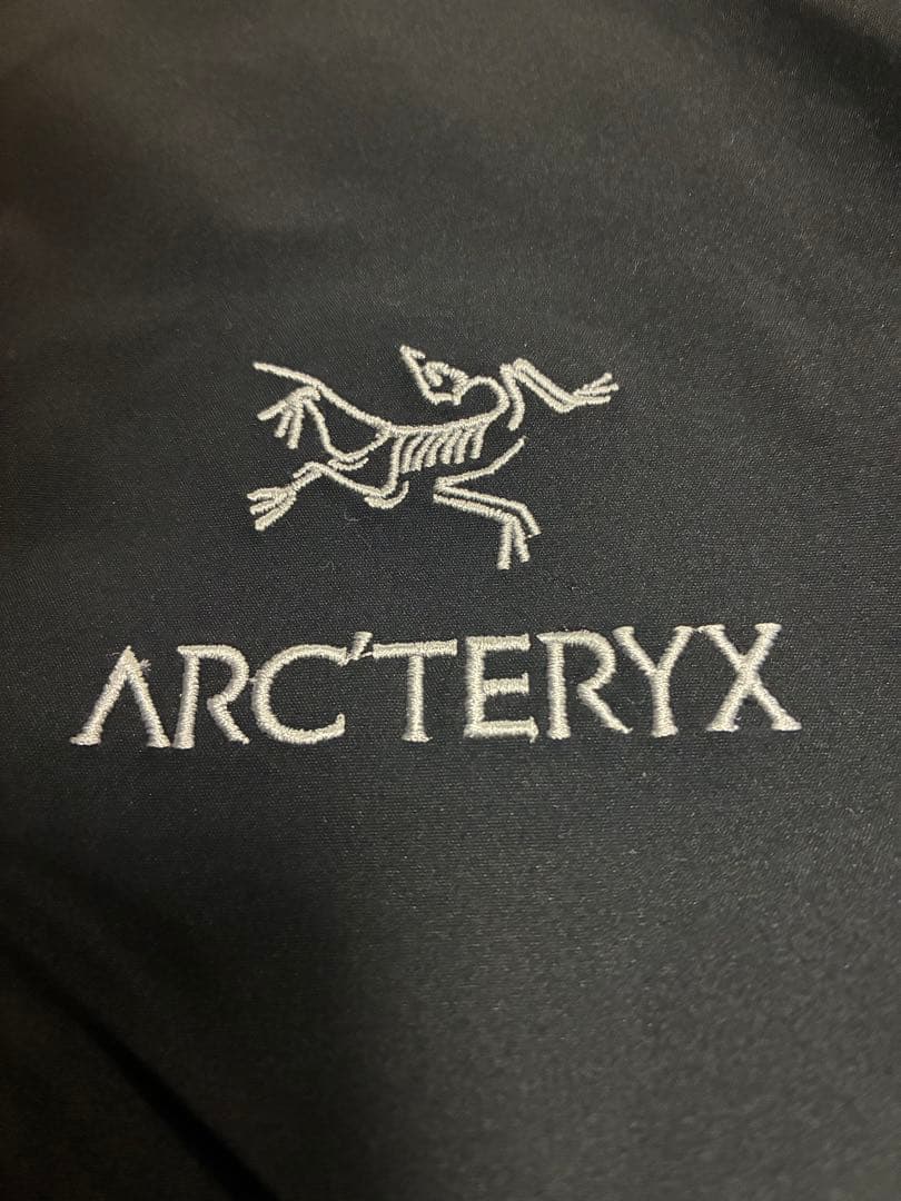 ARC'TERYX GORE-TEX ナイロンパンツ ブラック