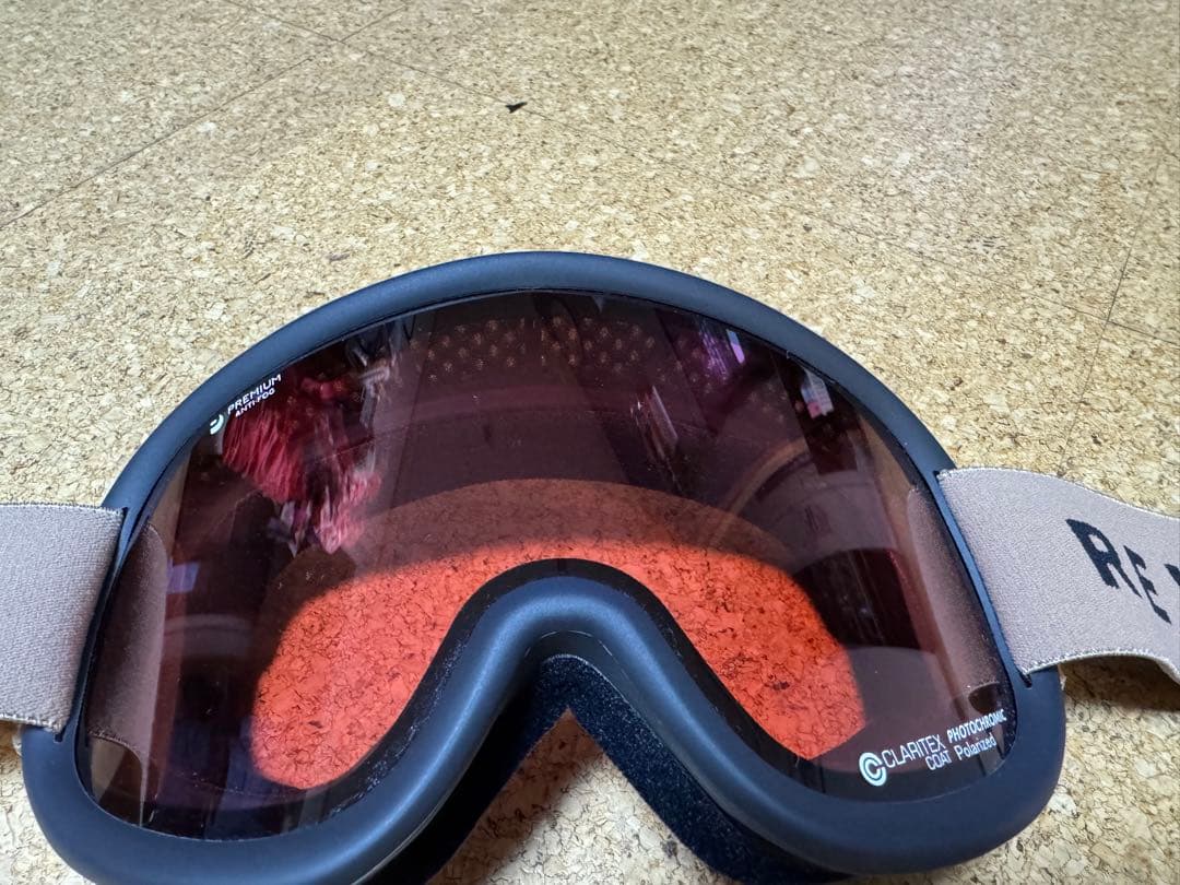 REVOLT SUPER LIGHT FRAME 24-25モデル　美品