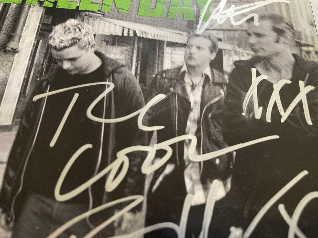 レアGREEN DAY 直筆サインCDWARNING グリーンデイパンクpunk