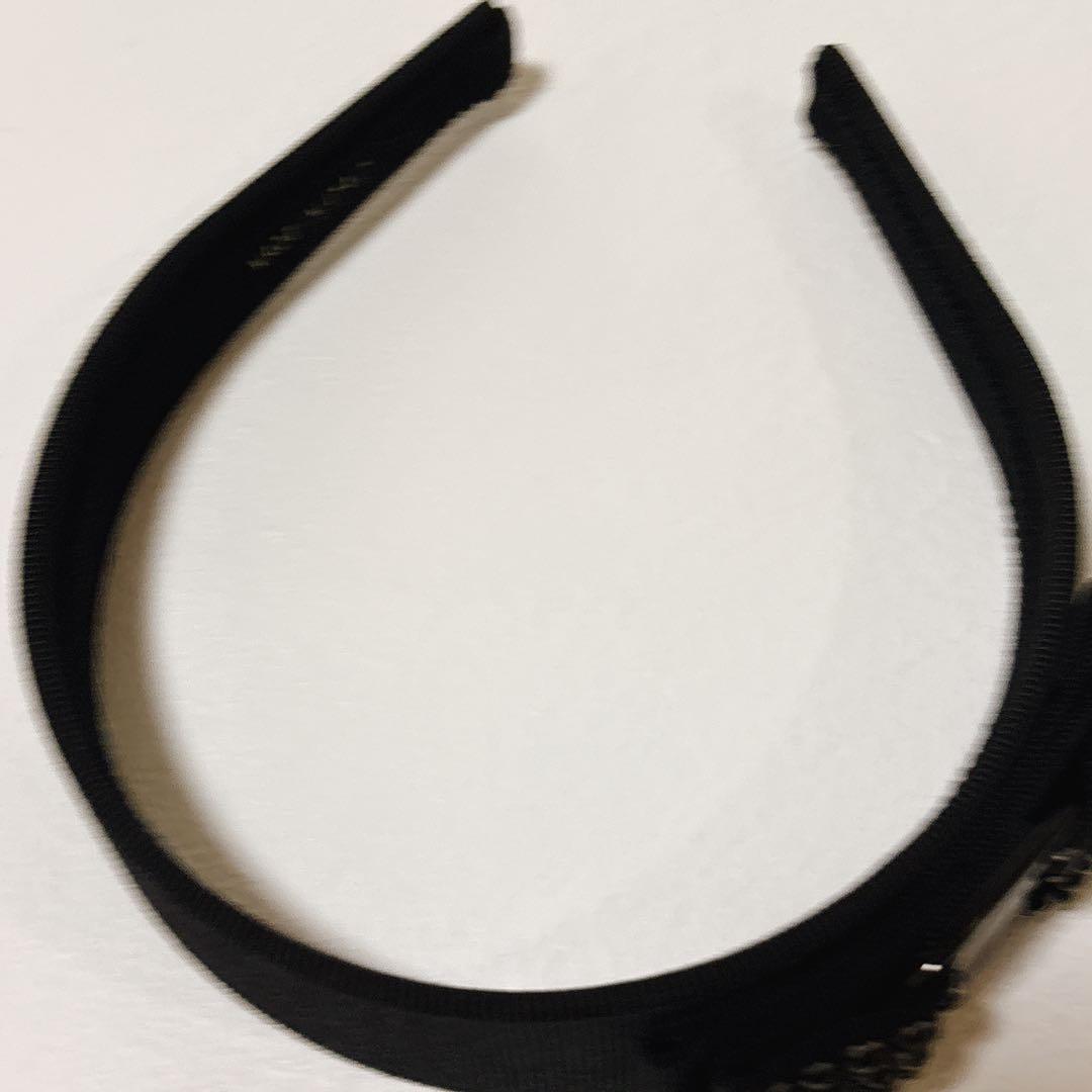 美品✨フェラガモ ヴァラリボン カチューシャ ビジュ ストーン ブラック