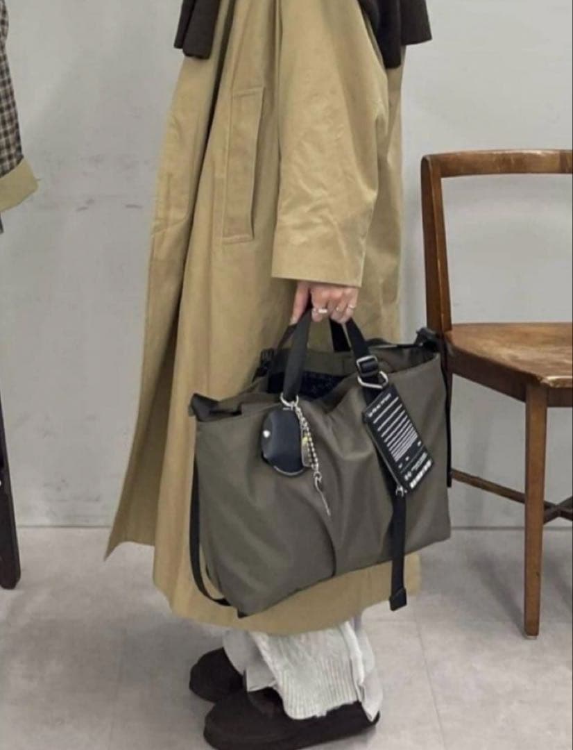 【新品未使用】 ear PAPILLONNER アジャスタートートバッグ 横型