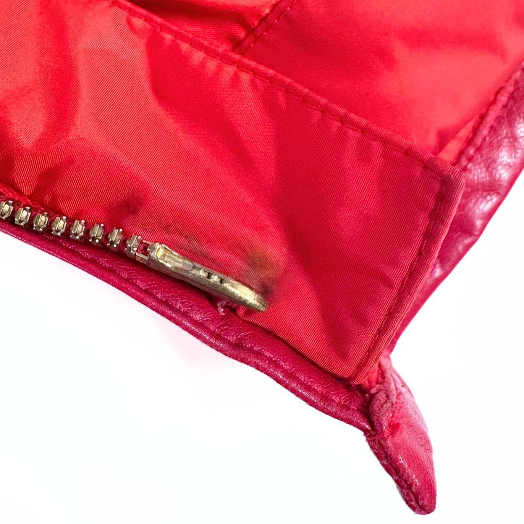 みみ ルイヴィトン ダウンベスト 38 LVロゴ 赤