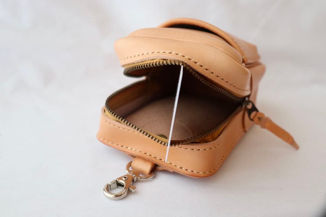 栃木ヌメ革　ベルトポーチ