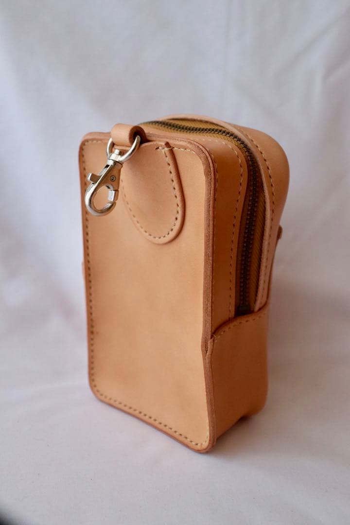 栃木ヌメ革　ベルトポーチ