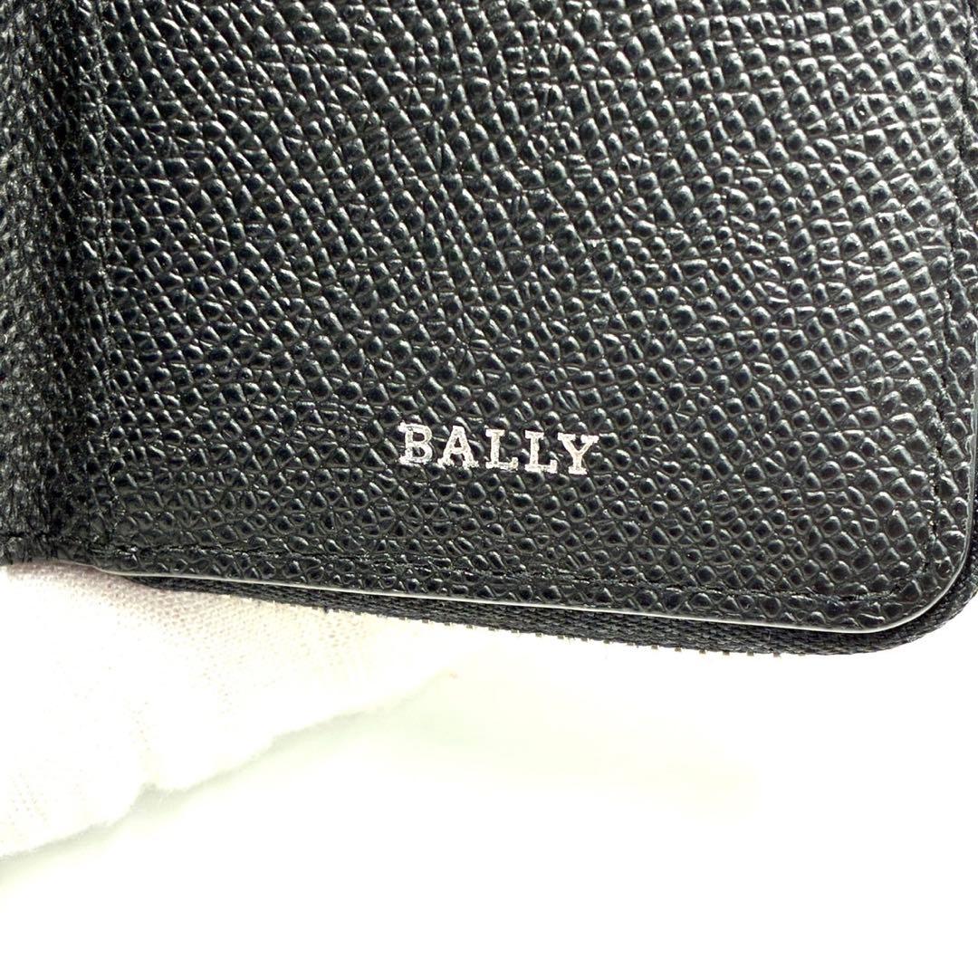 【美品】バリー コンパクトウォレット 折り財布 L字ファスナー ストライプ 黒