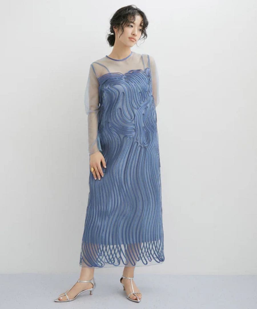 【オケージョン対応】ラインアートシアーワンピース