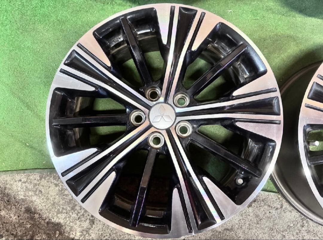 三菱純正　18インチX7J+38　エクリプスクロス