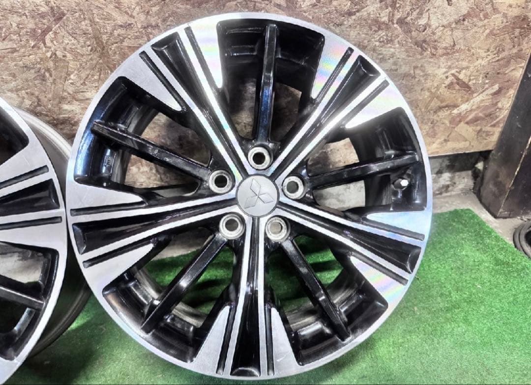 三菱純正　18インチX7J+38　エクリプスクロス