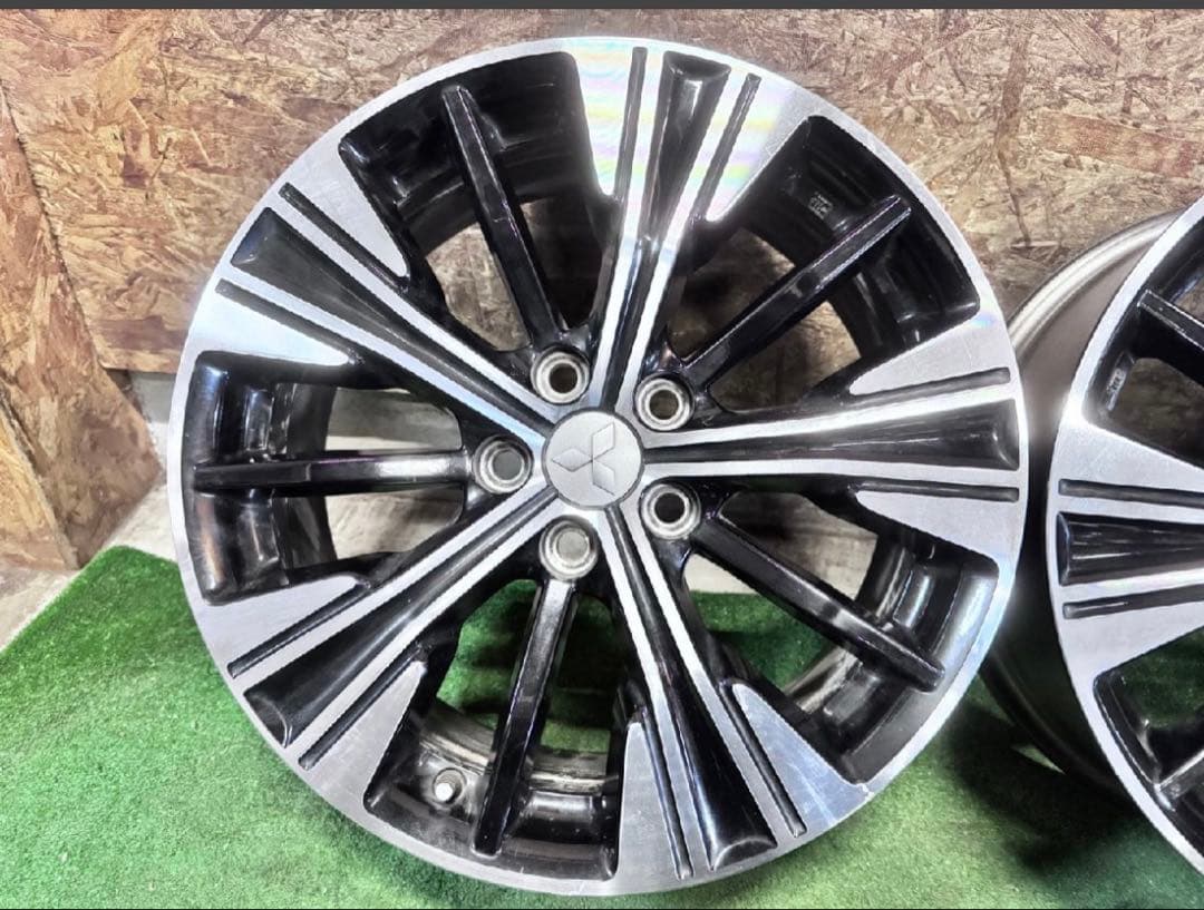 三菱純正　18インチX7J+38　エクリプスクロス