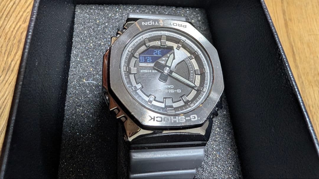 カシオ GM-S2100B-8AJF ダークグレー Gショック