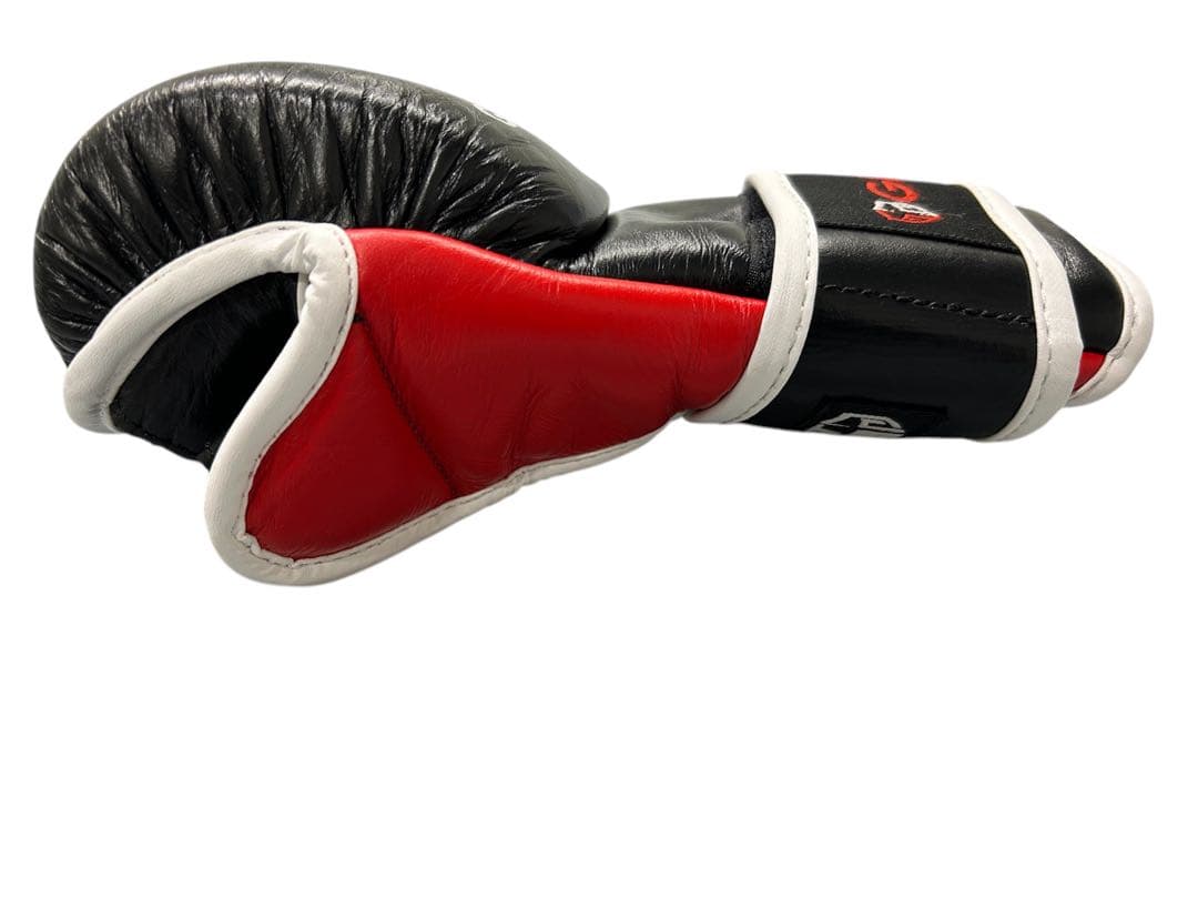 GRIT パウンドグローブ　フリーサイズ　レッド　使いやすさ抜群のグローブです！