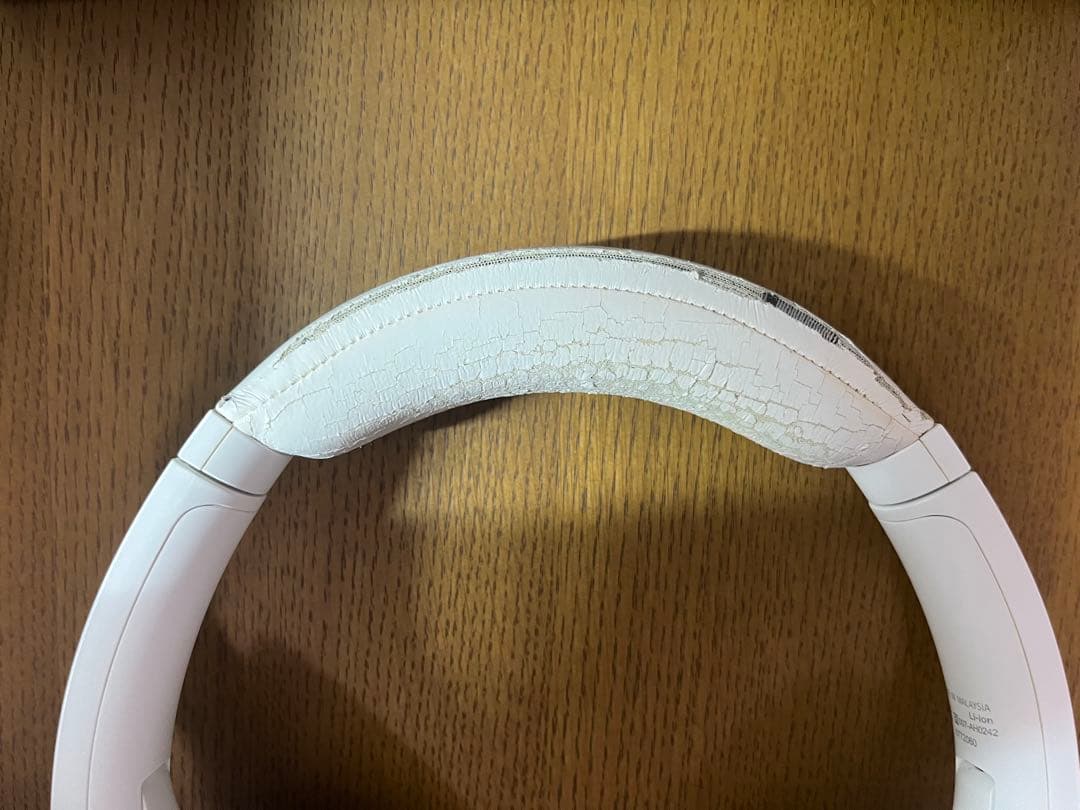 WH-1000XM4 限定カラー　ホワイト