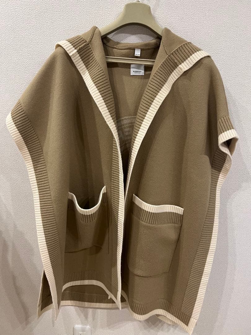 Burberry ポンチョ　ケープ　コート