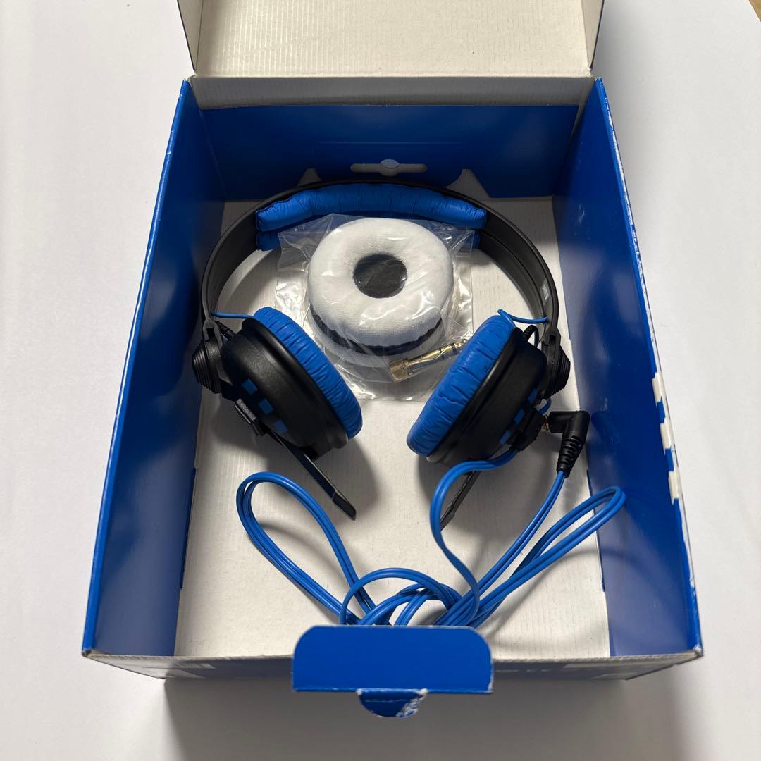 ヘッドホン HD25 by adidas Originals