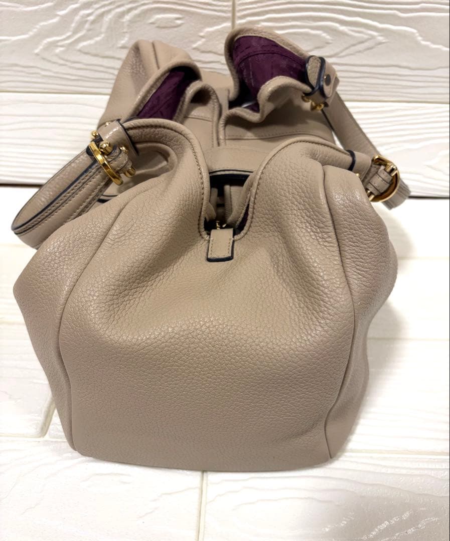 【美品】ロエベ カリエ ホーボー ベージュ　LOEWE