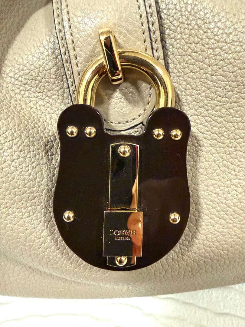 【美品】ロエベ カリエ ホーボー ベージュ　LOEWE