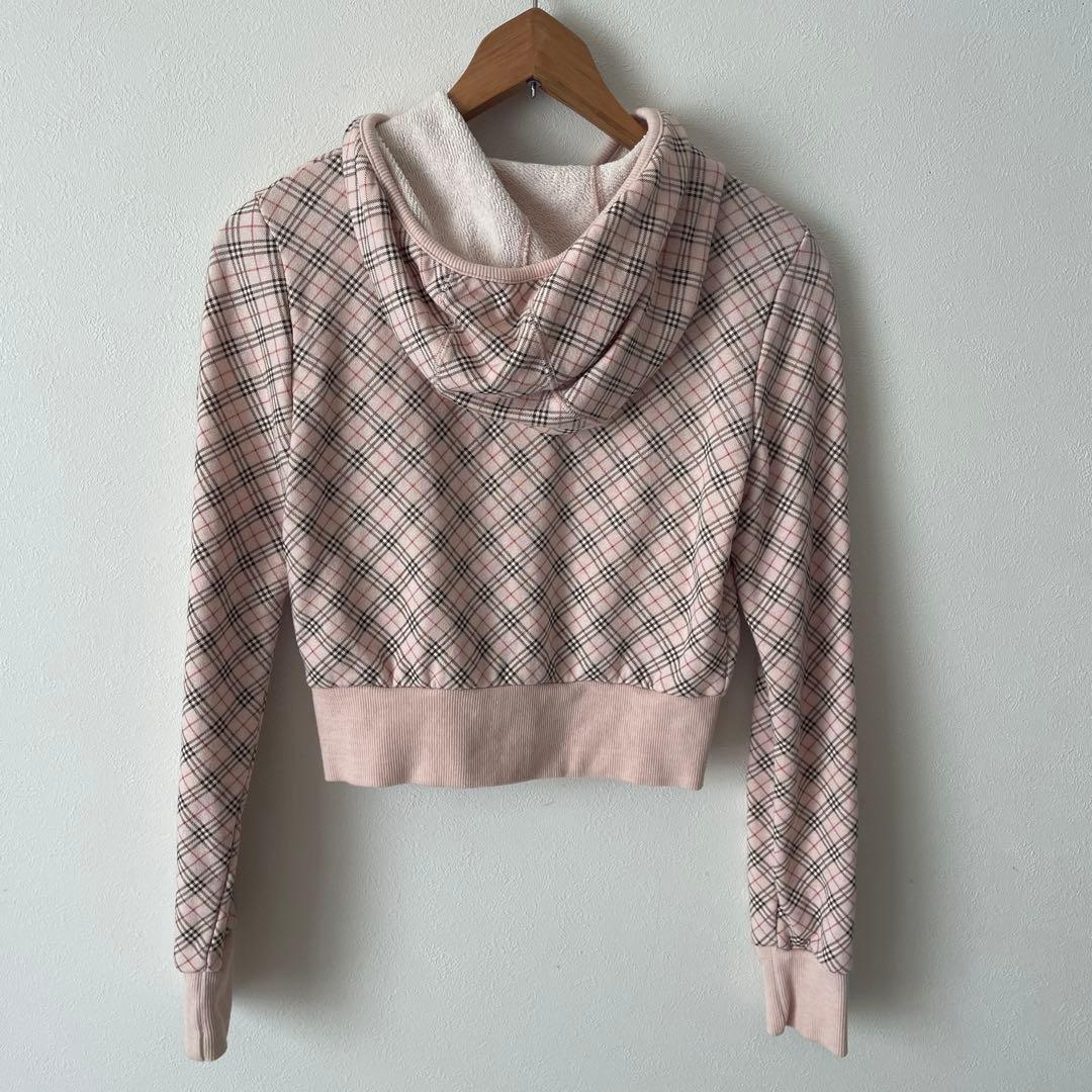 バーバリーブルーレーベルピンク チェック柄パーカー