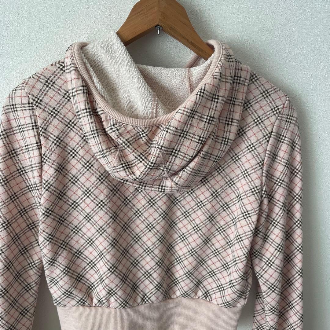 バーバリーブルーレーベルピンク チェック柄パーカー