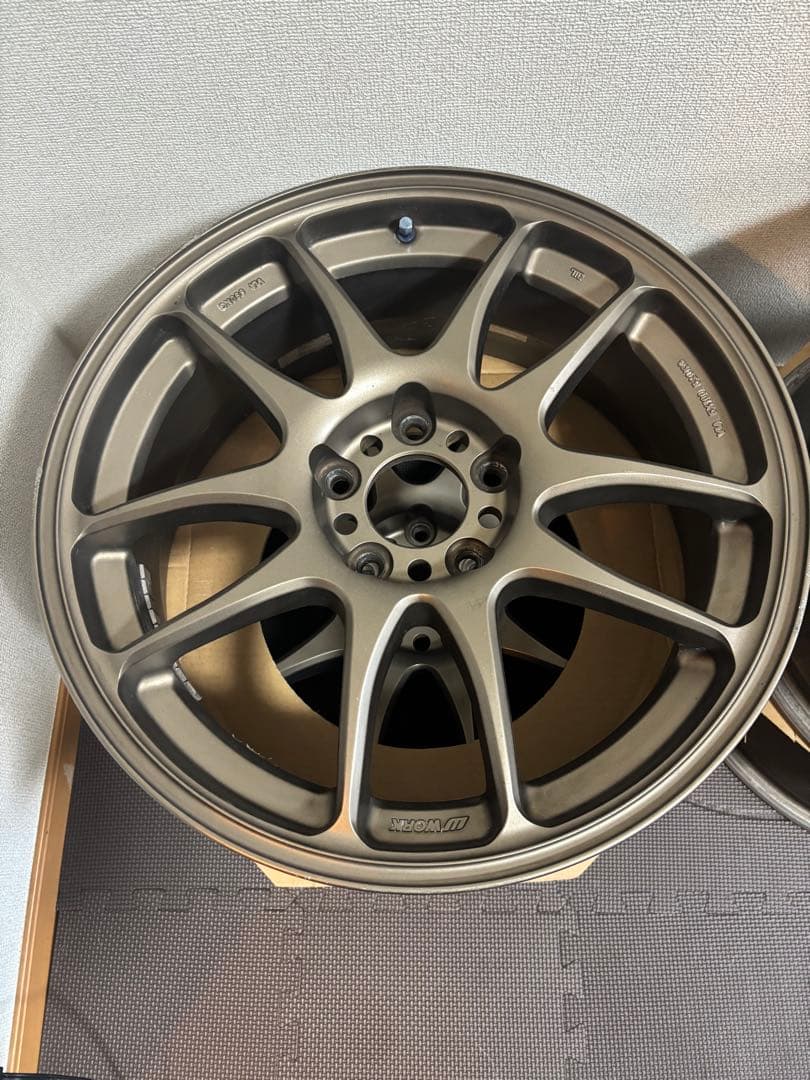 18インチ ホイール work