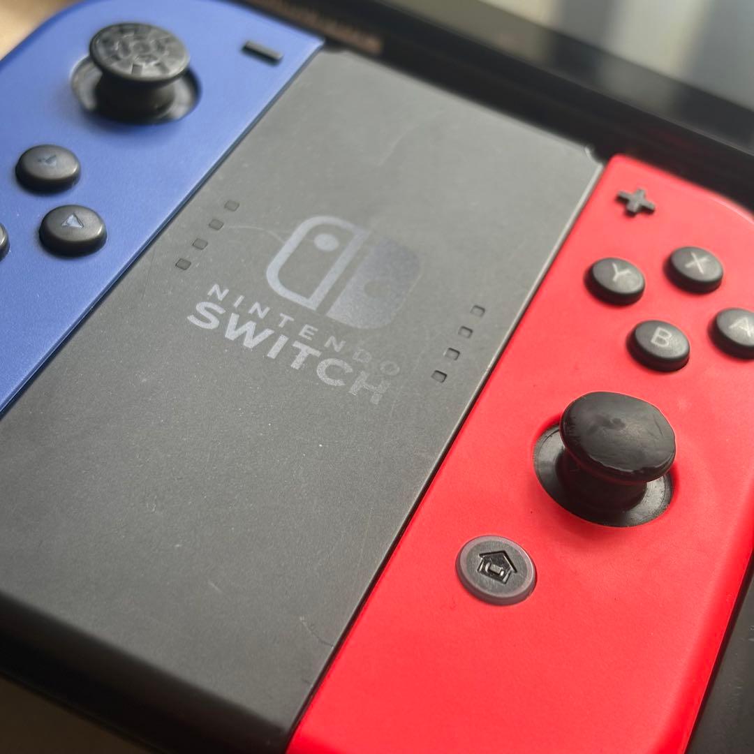 Nintendo Switch 本体 カラフル Joy-Con 付属品付き