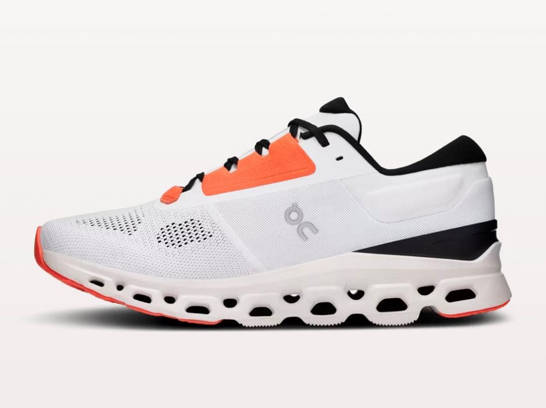 【新品未使用】On Cloudstratus 3（メンズスニーカー26cm）