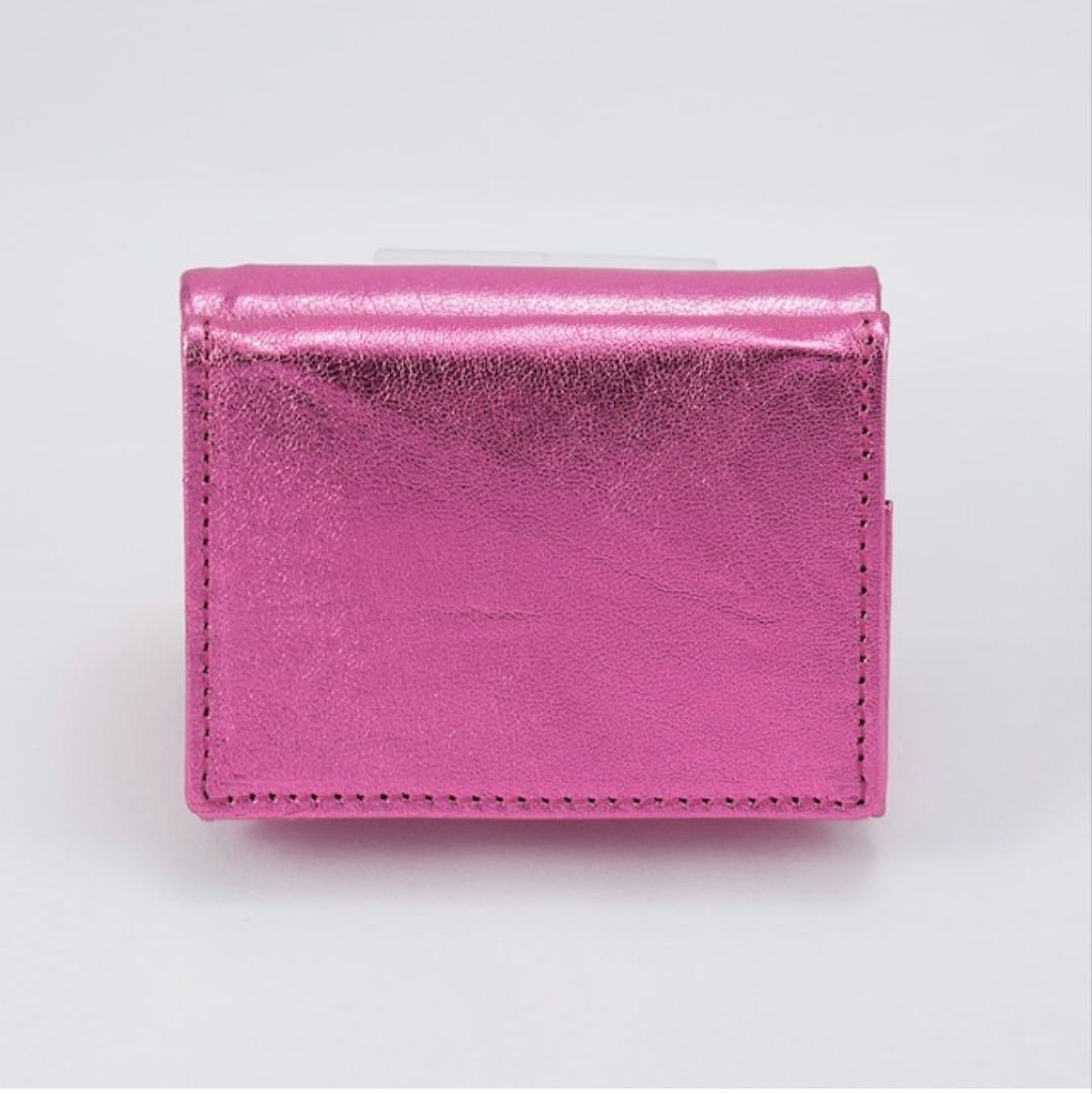 【新品未使用】タマオワールド　財布　三匹の子豚　刺繍　ミニ財布