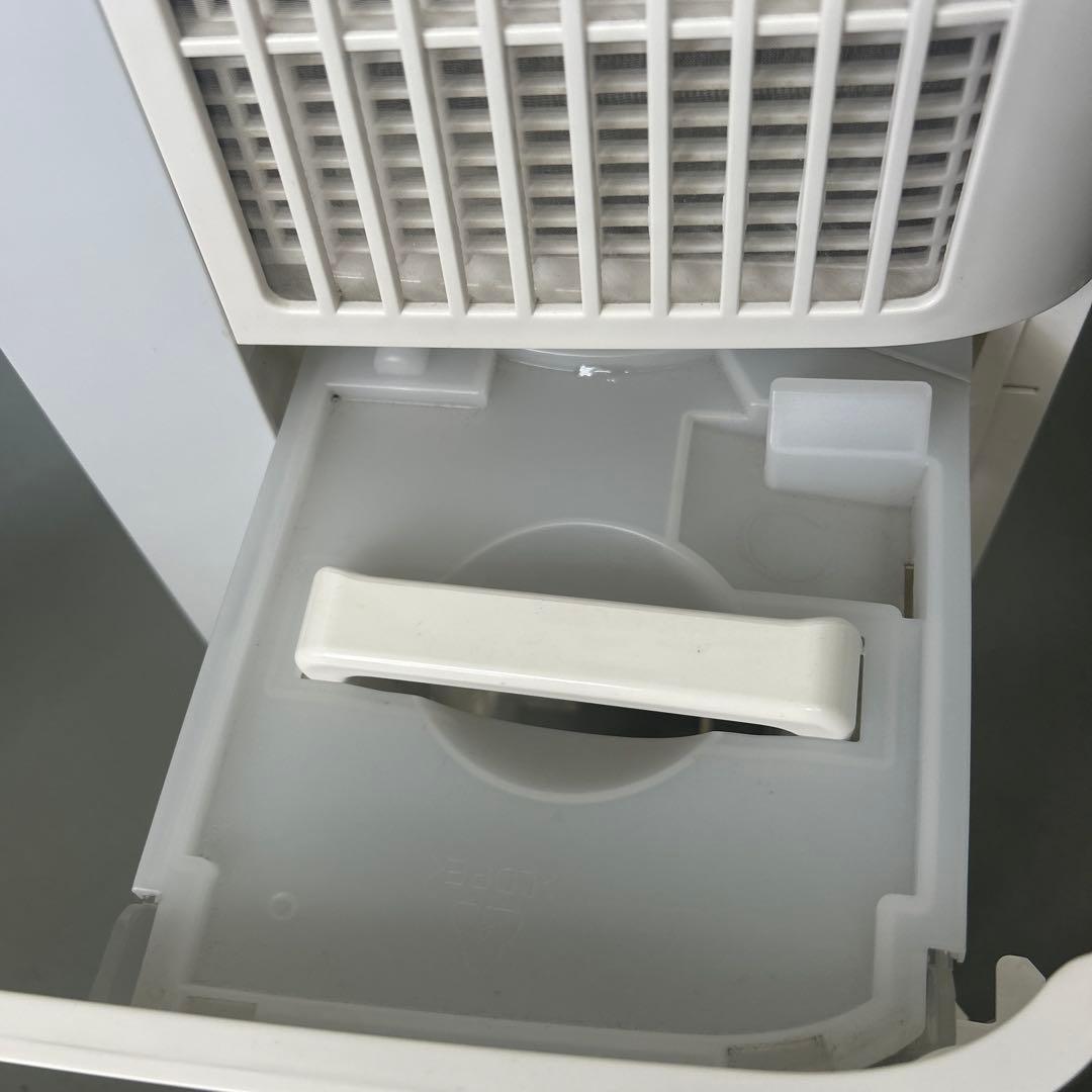 シャープ除湿機 衣類乾燥機2022年製