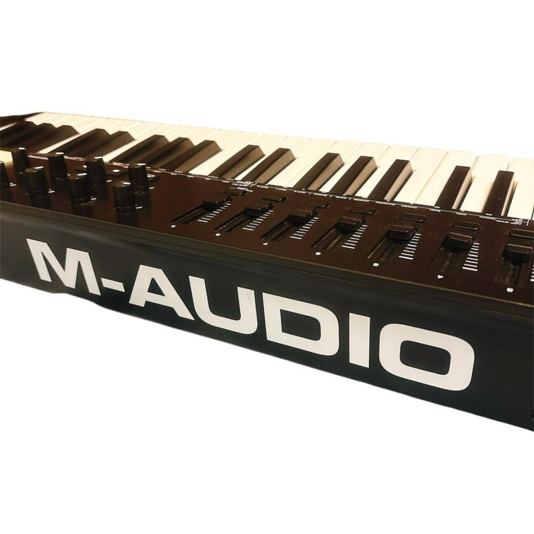 【美品】M-AUDIO OXYGEN49 MIDIキーボード　送料無料　匿名配送