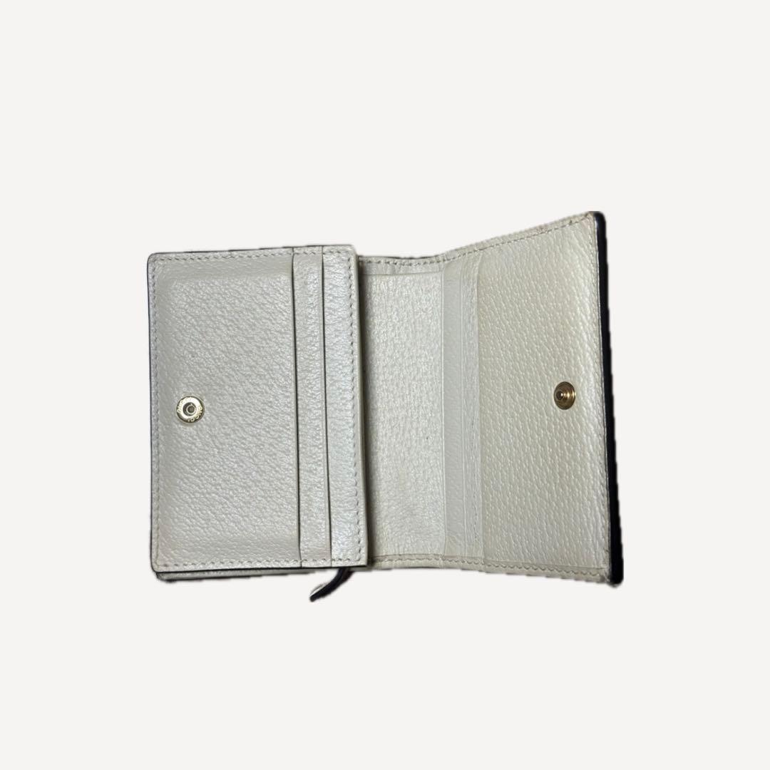 GUCCI お財布 2つ折り 白