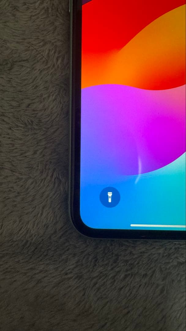 iPhone11 128GB グリーン au SIMロックあり バッテリー93%