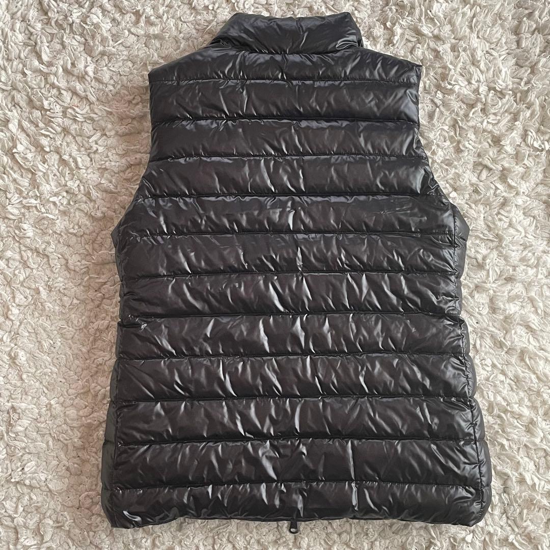 【美品】TATRASリバーシブル ダウンベストタグ付